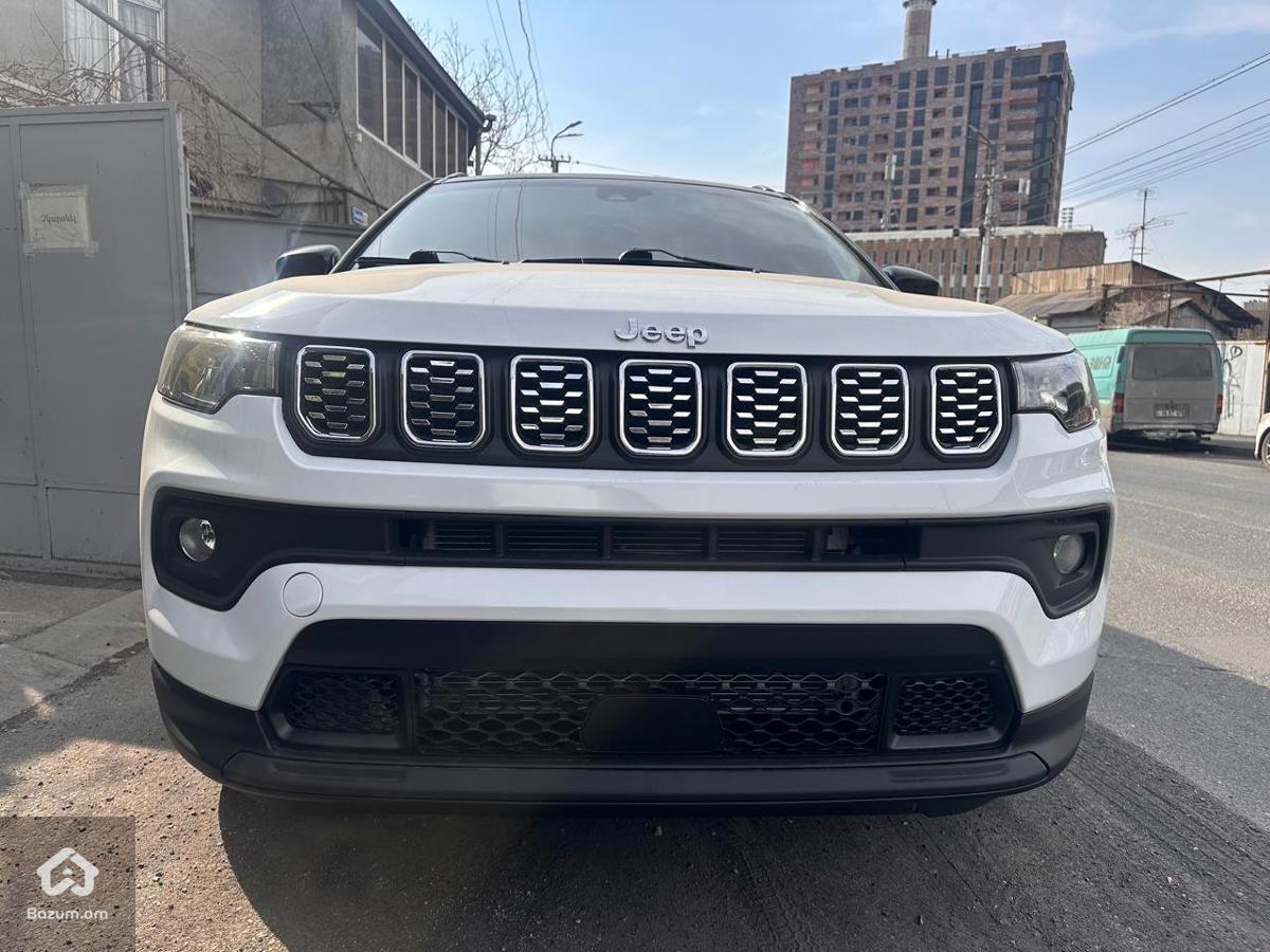 Jeep Compass Altitude 4×4 - image 8