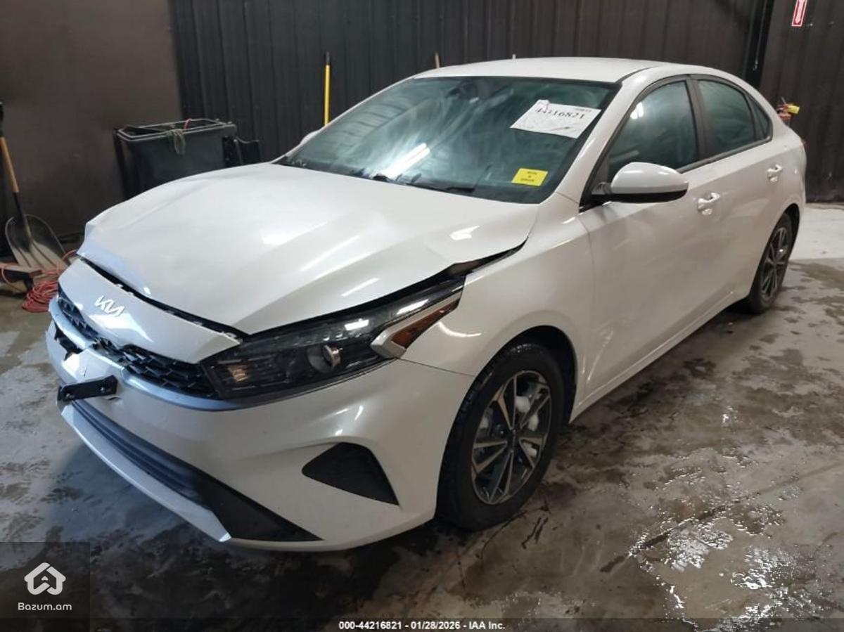 Kia Forte LXS 2023 - image 7