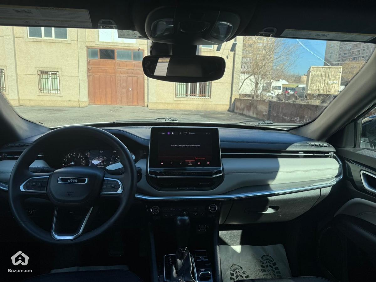 Jeep Compass Limited - image 9