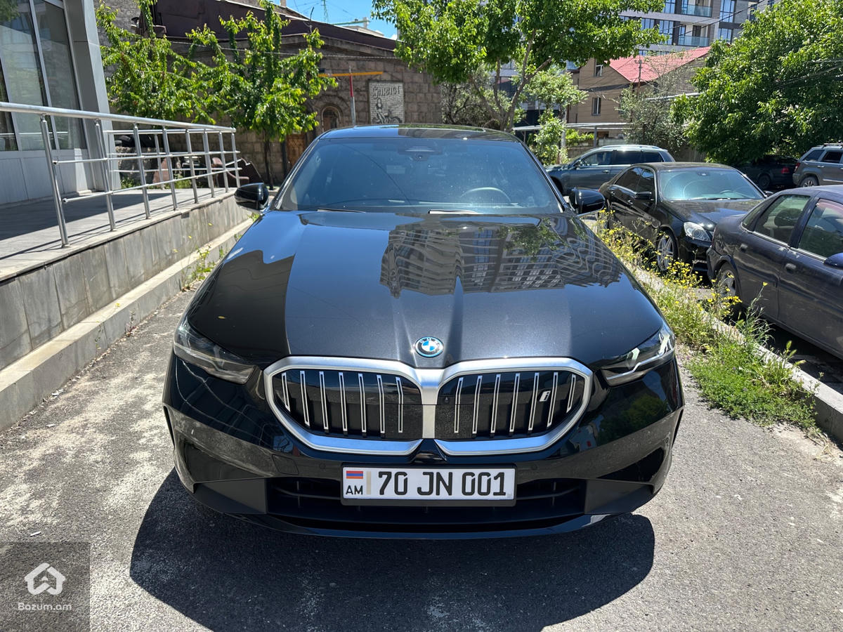 Bmw I5 Edrive40 - image 8