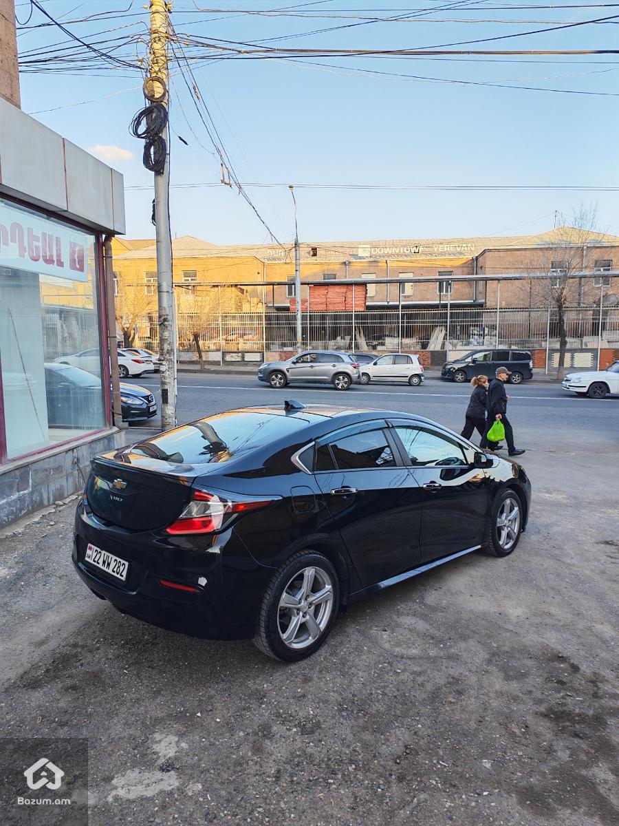 Chevrolet Volt 2 LT - image 5