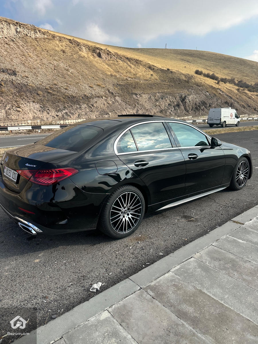 Mercedes  - image 11