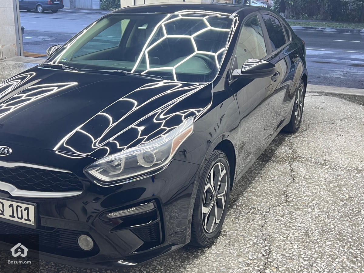 Kia Forte - image 3