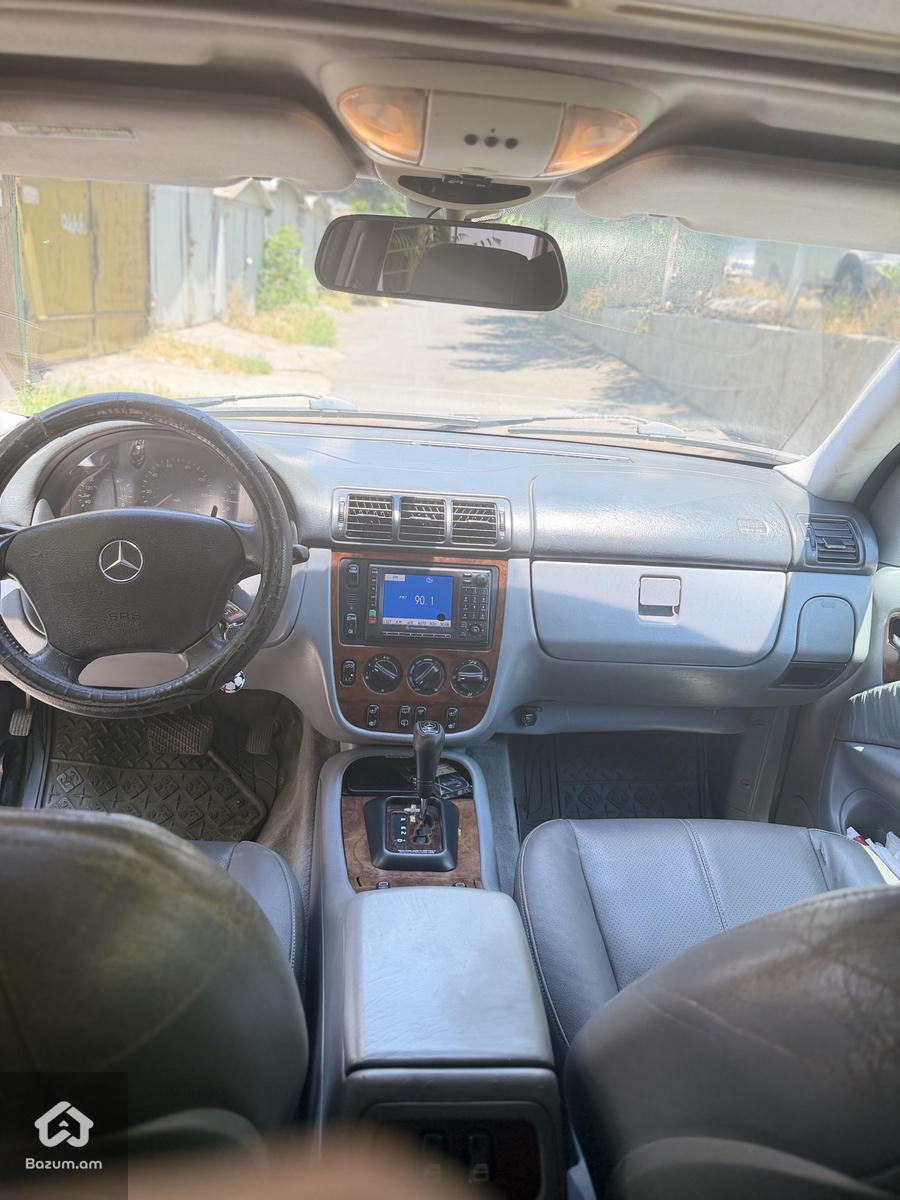 Mercedes-Benz ML 320 - image 11