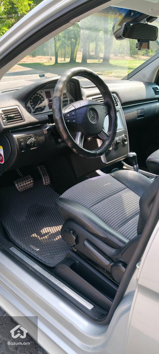 Mercedes-benz  - image 7