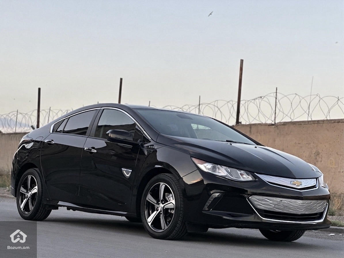 CHEVROLET VOLT 2 - image 2