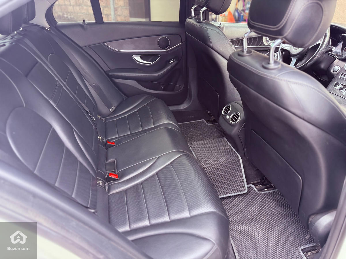 Mercedes C300 w205 - image 17