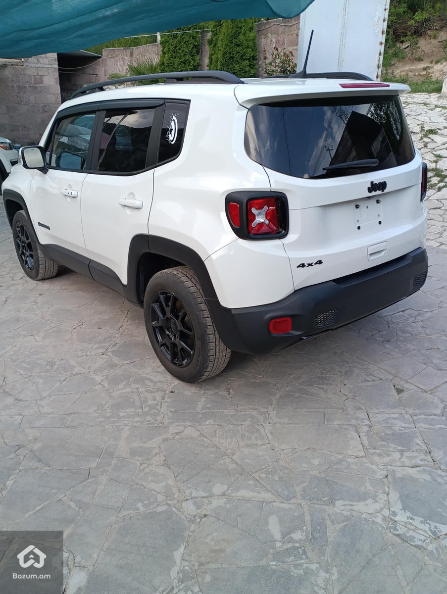Jeep Renegade  - image 3
