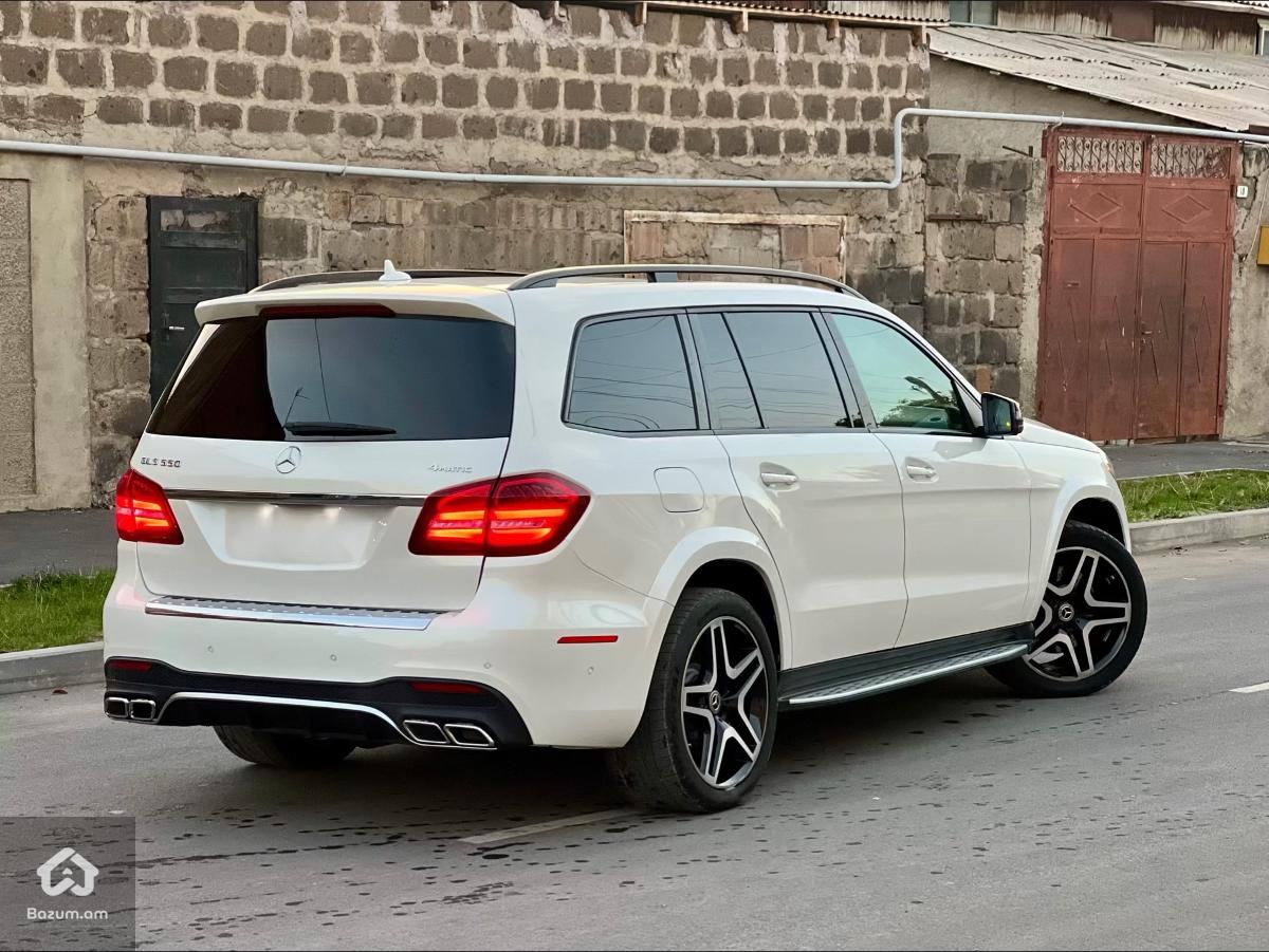 Mercedes Benz GLS 550 - image 4