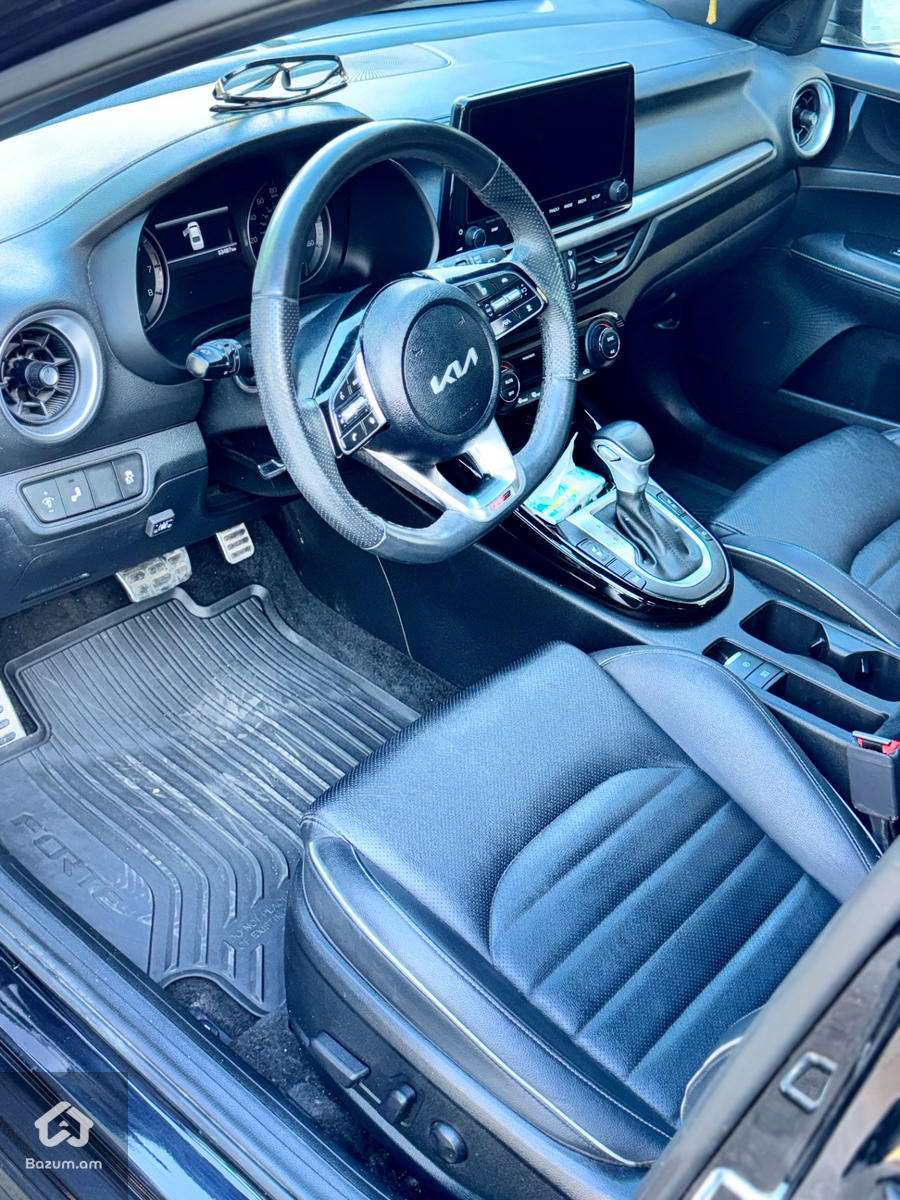 Kia Forte Gt-line Premier  - image 7