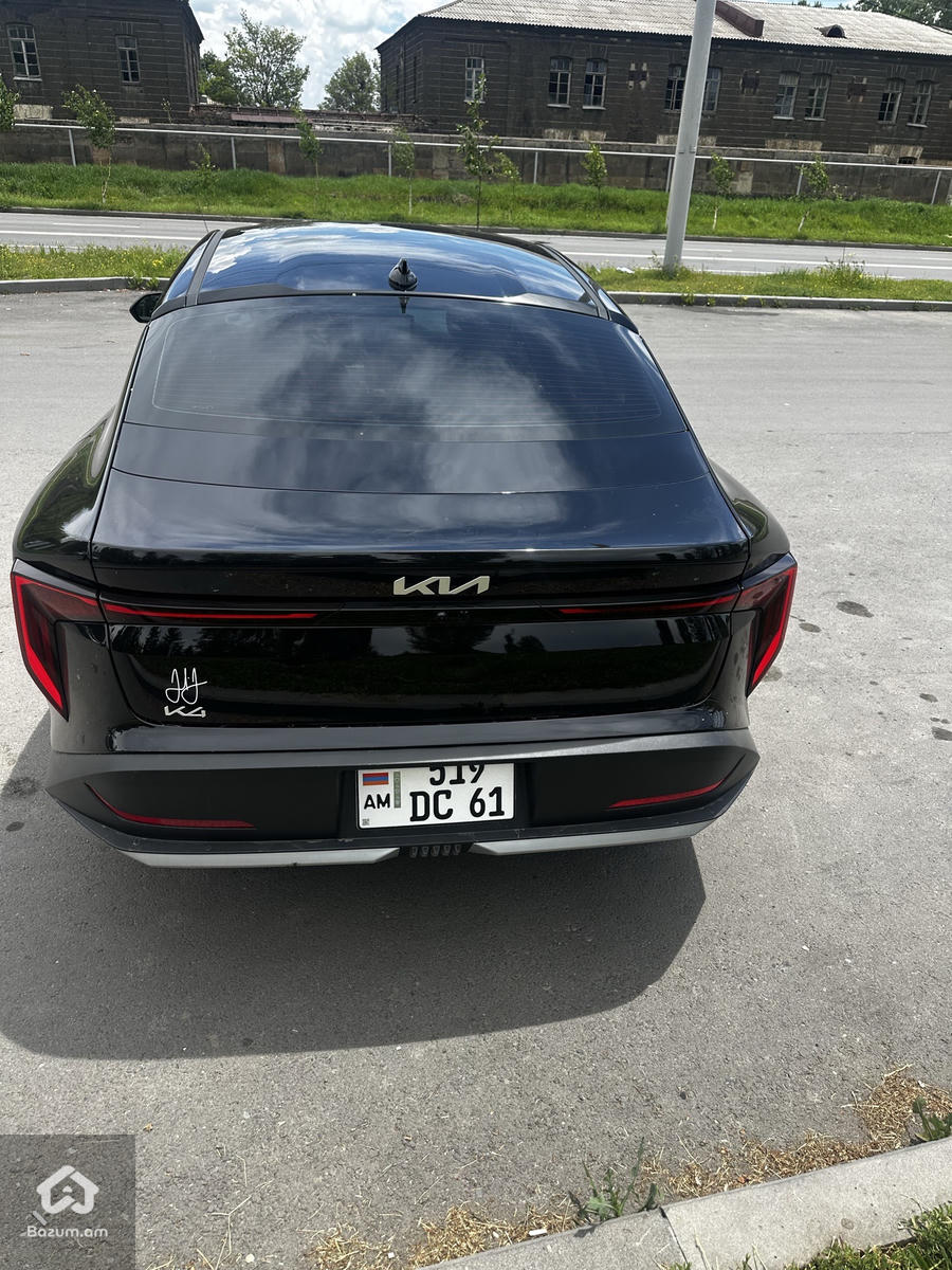 Kia k4 - image 11