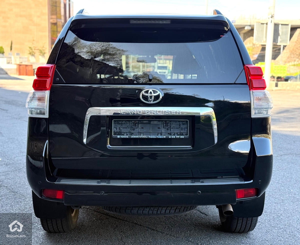 Land Cruiser Prado - image 6