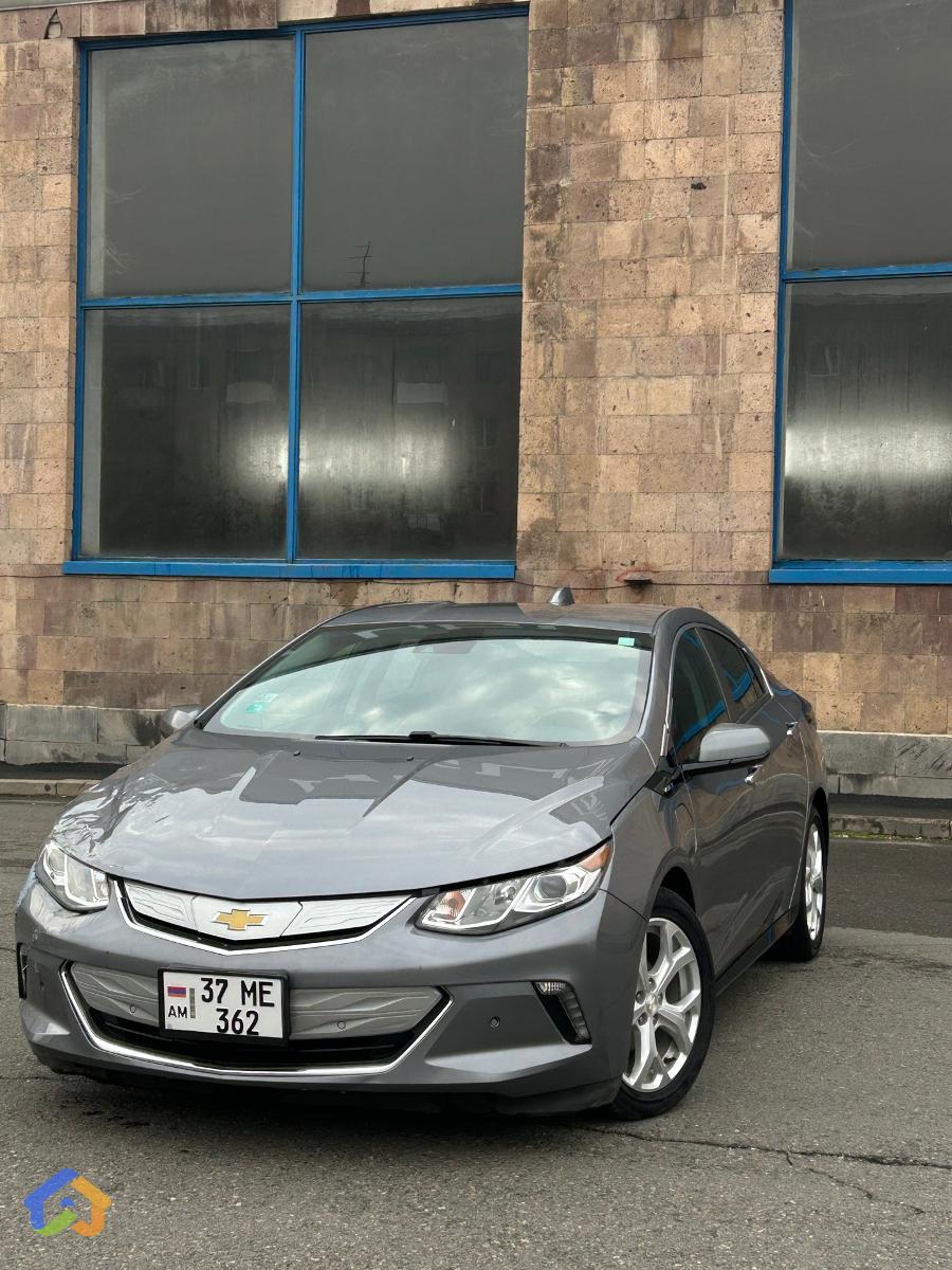 Chevrolet volt 2018 premier+ - image 2