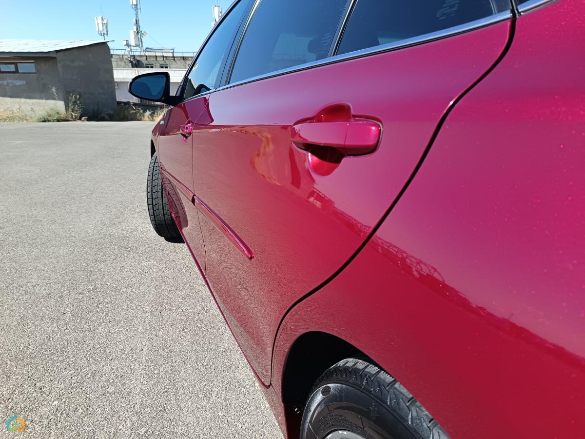 Toyota Camry hybrid  - image 7