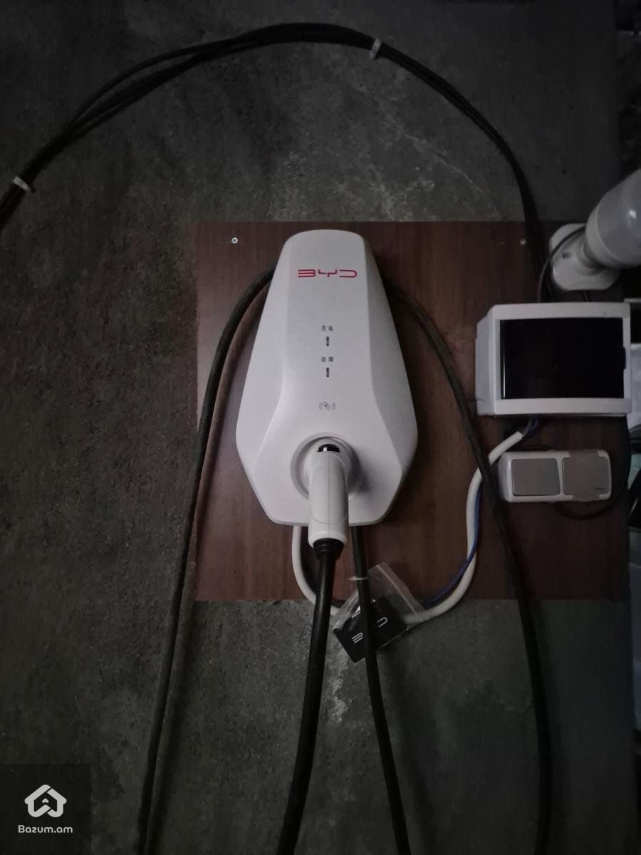 520 Flagship - image 9