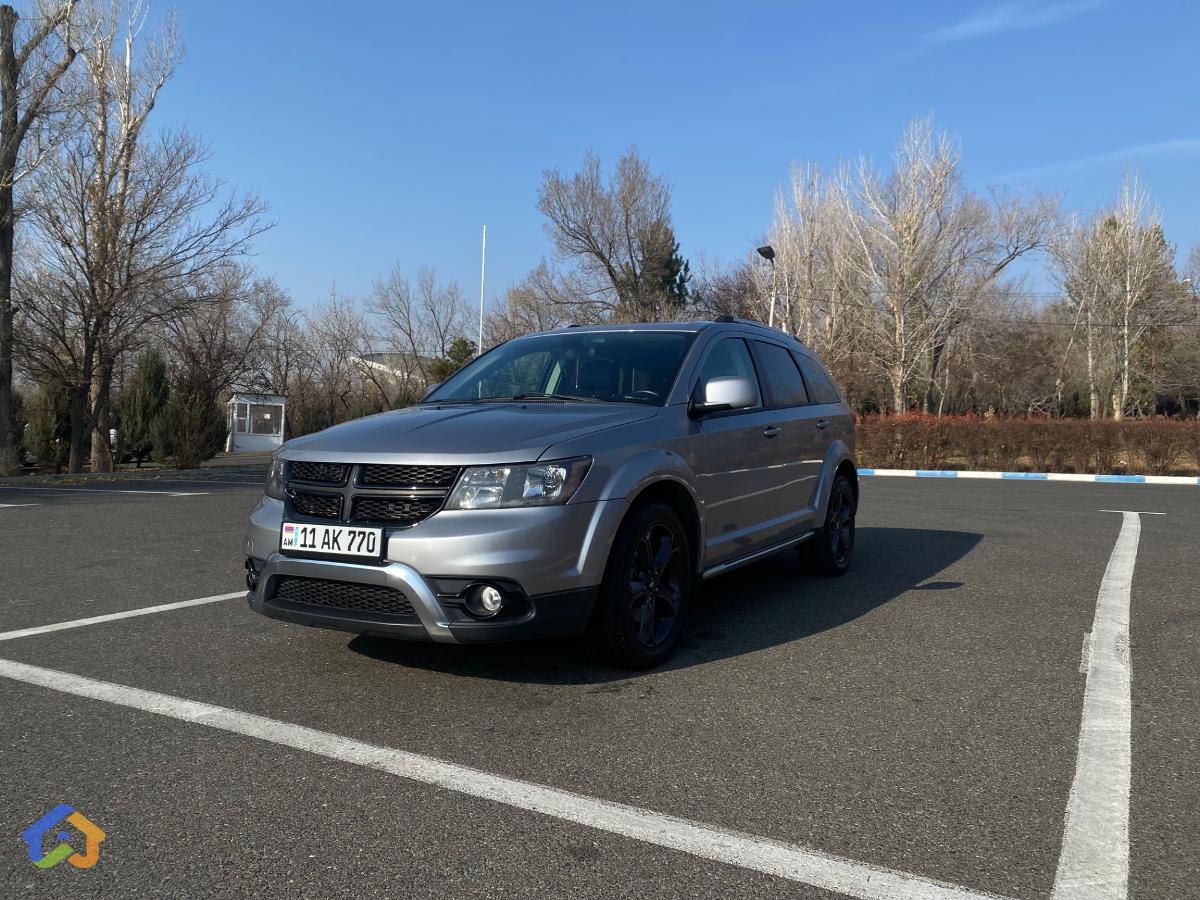 Dodge Journey Crossroad - image 15