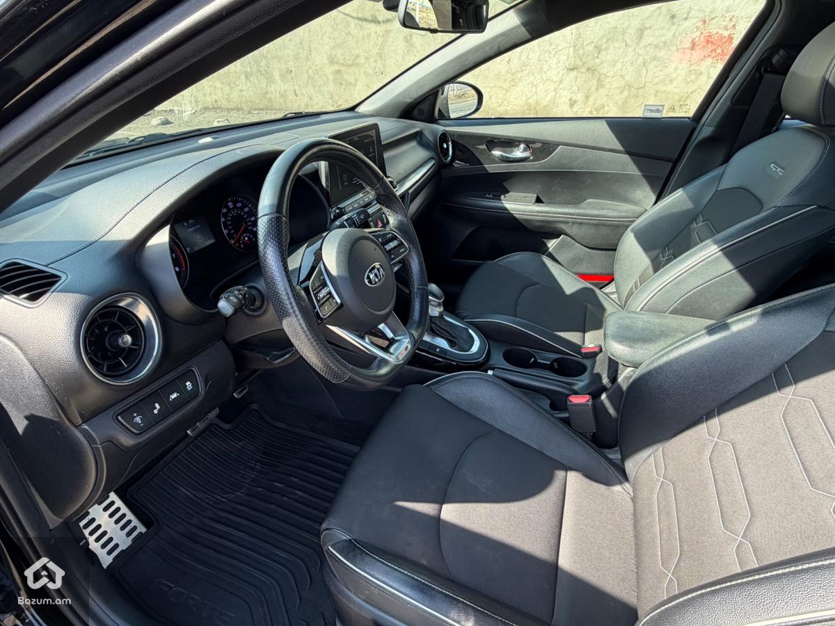 KIA FORTE GT-LINE  - image 6