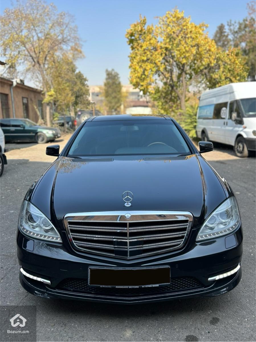 Merdedes Benz S500 W221 - image 1