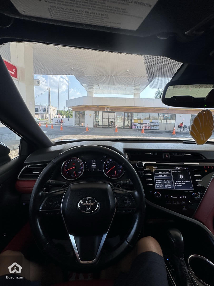 Toyota - image 12