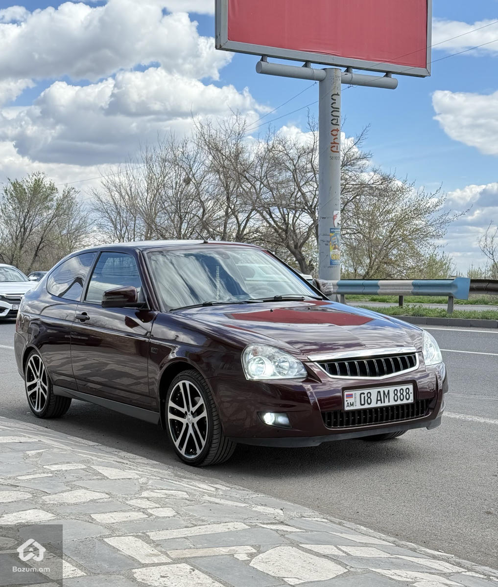 Lada Priora Coupe  - image 4