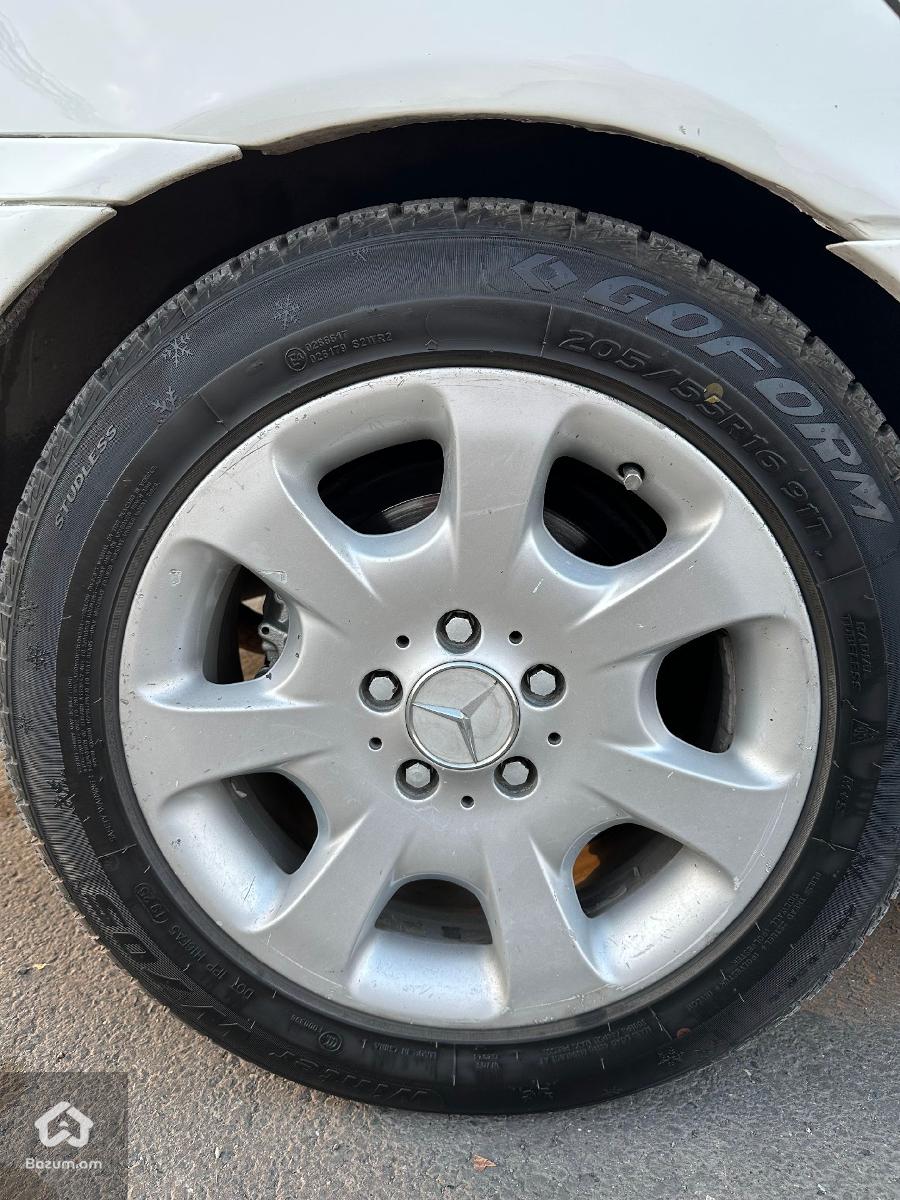 Mercedes Benz W203 - image 10