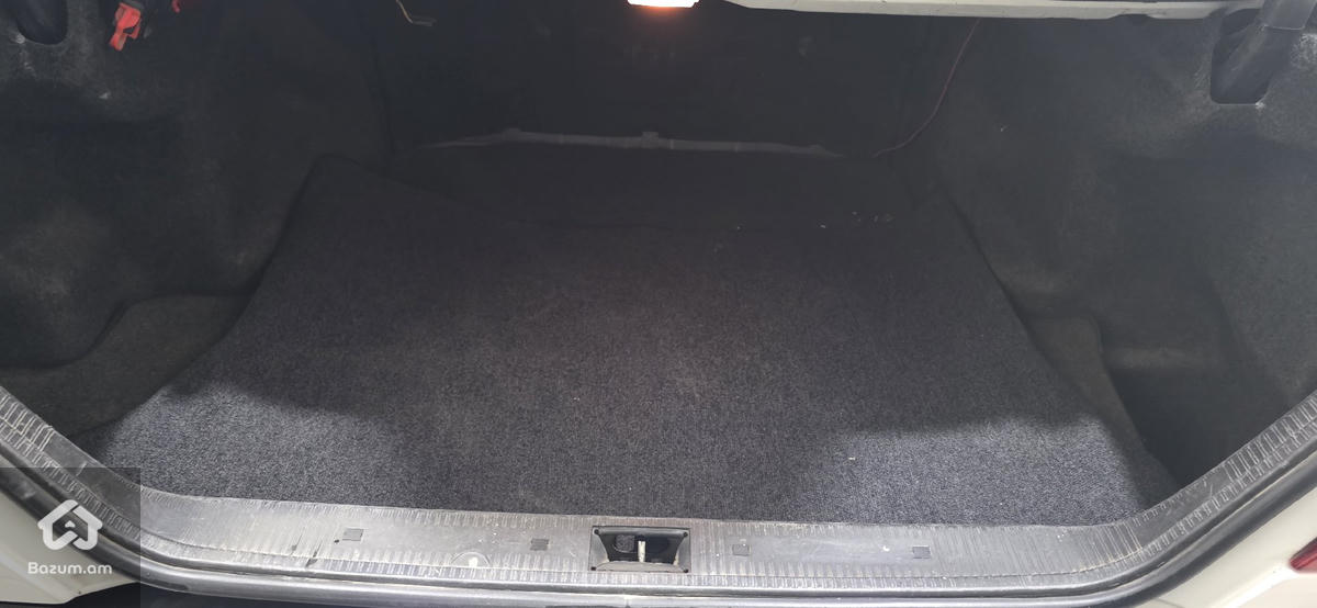 Mercedes Benz c class - image 6