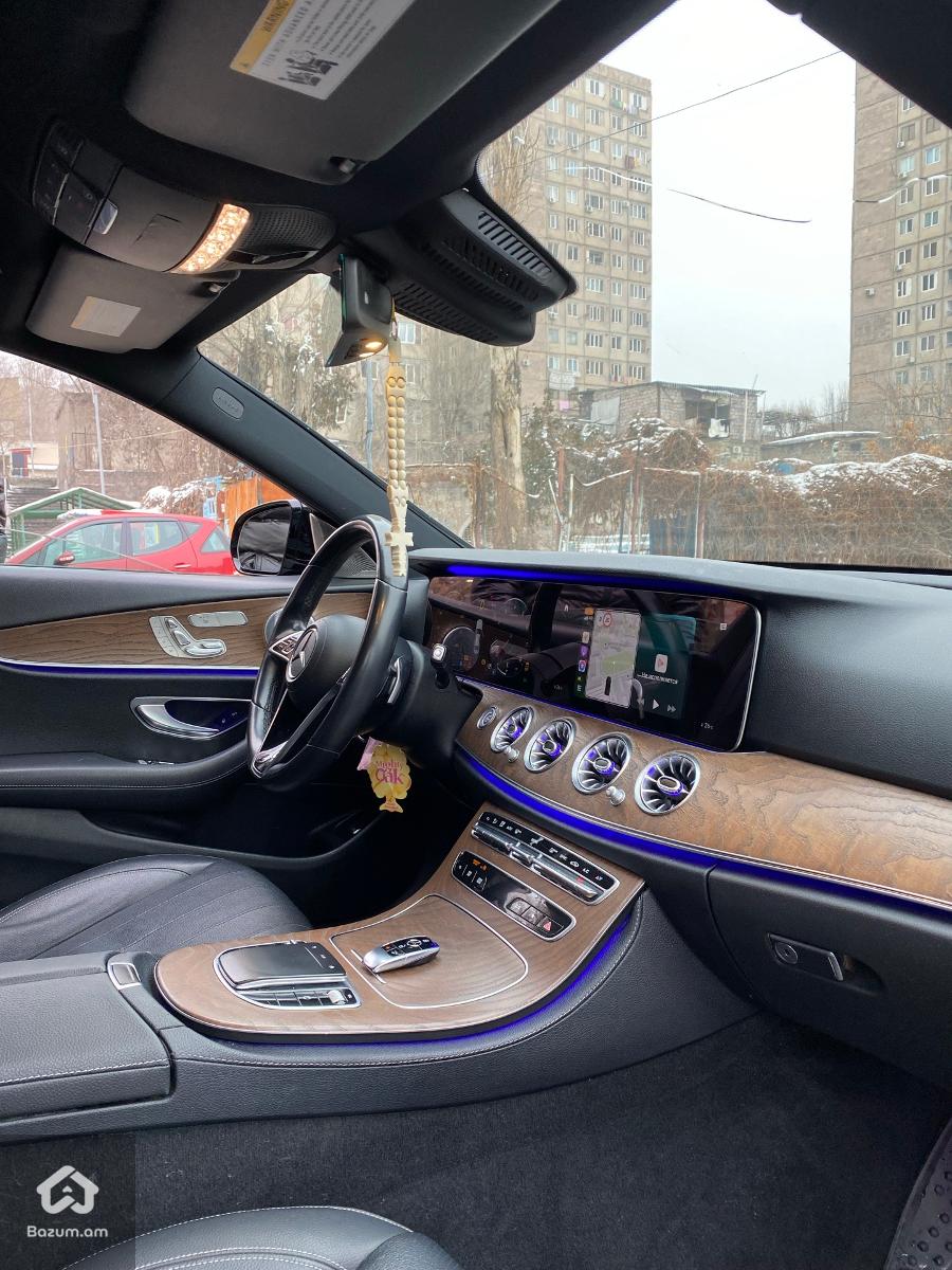 2020-2021 MERCEDES-BENZ E350 - image 12