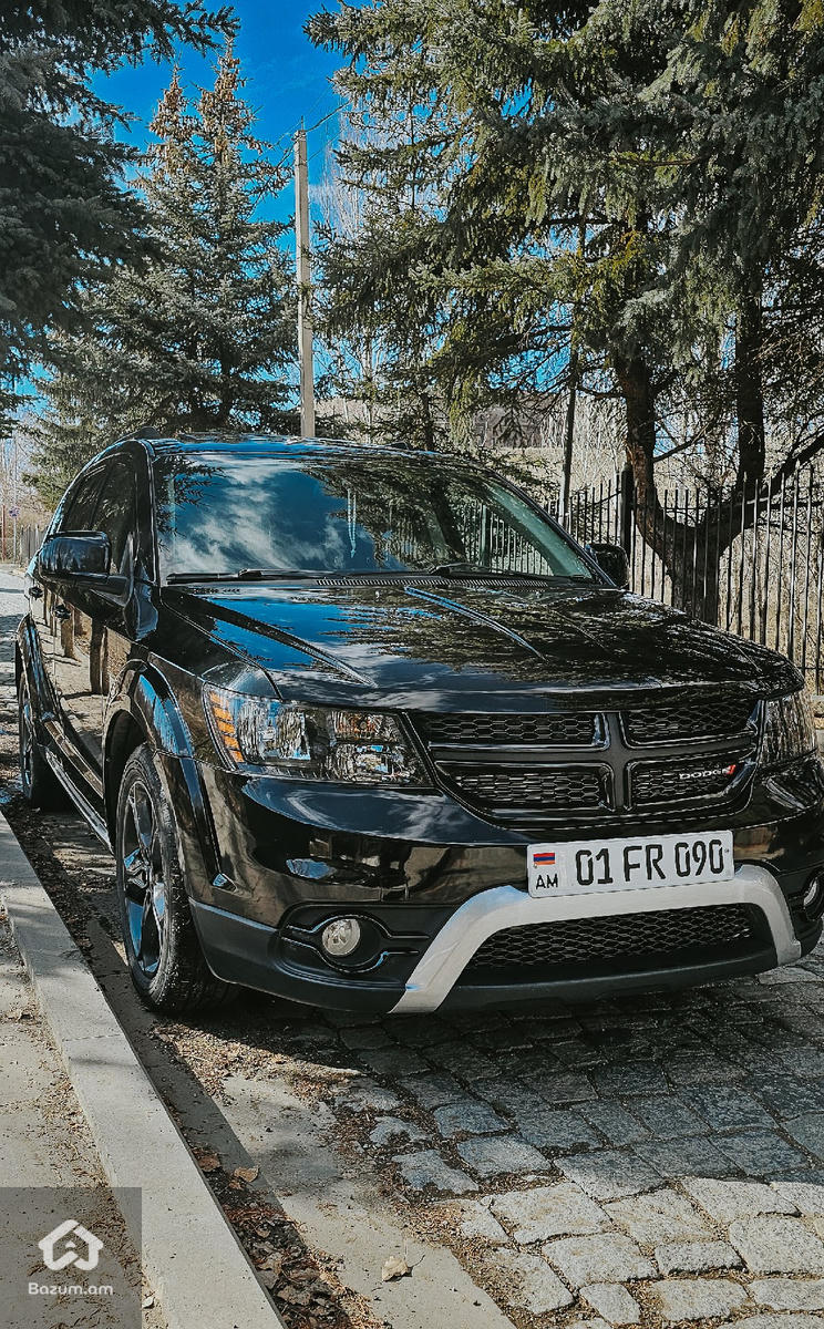 Dodge journey Crossroad - image 2