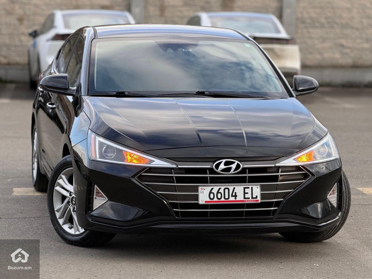 Hyundai Elantra - image 11