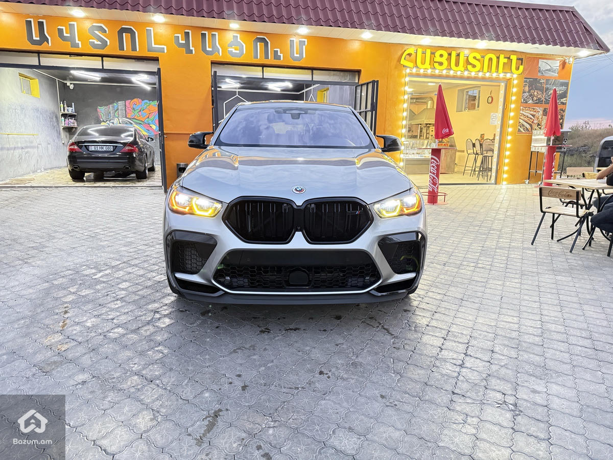 BMW  X_ M Competition  - image 2