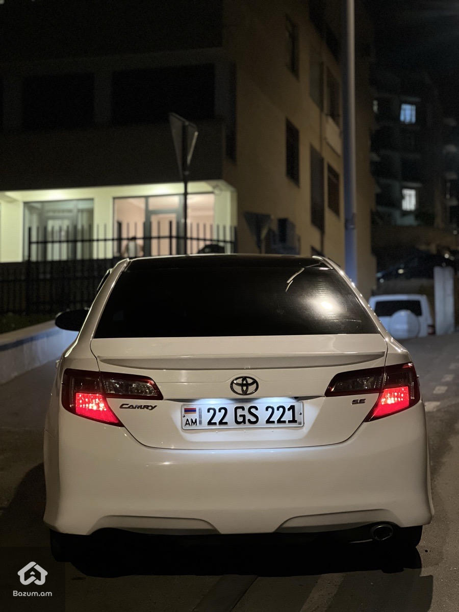 Toyota - image 8