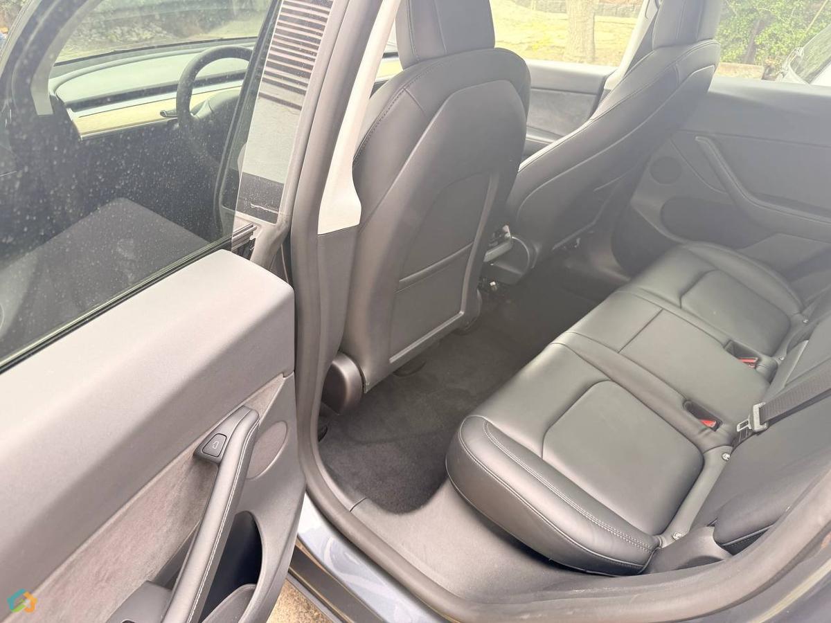 Tesla Model Y, Long Range Dual Motor - image 11