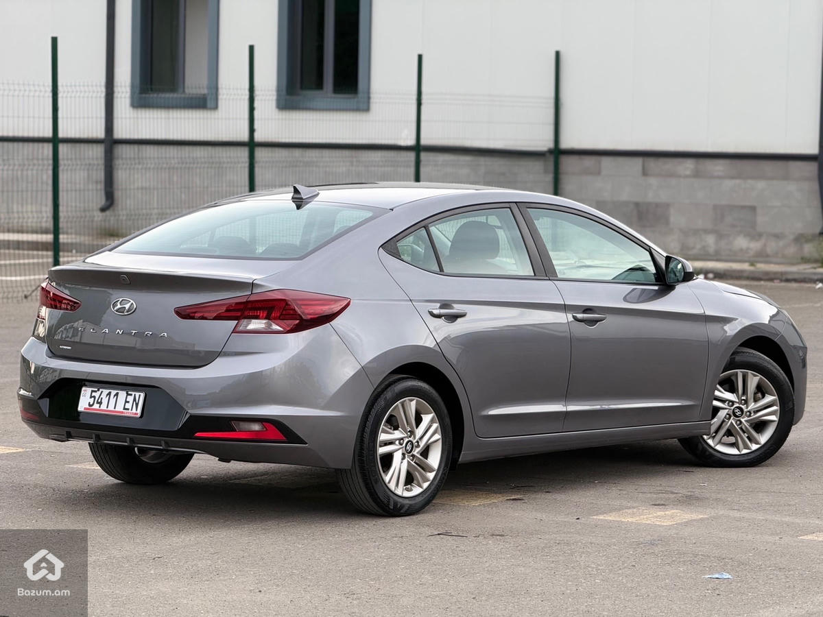 Hyundai - image 23