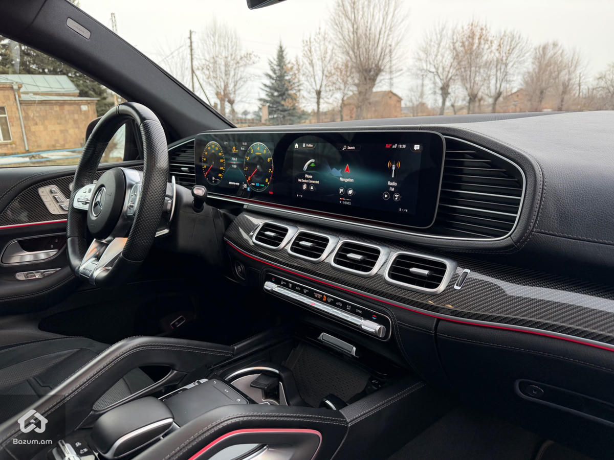 MERCEDES BENZ GLE COUPE AMG CARBON EDITION - image 22