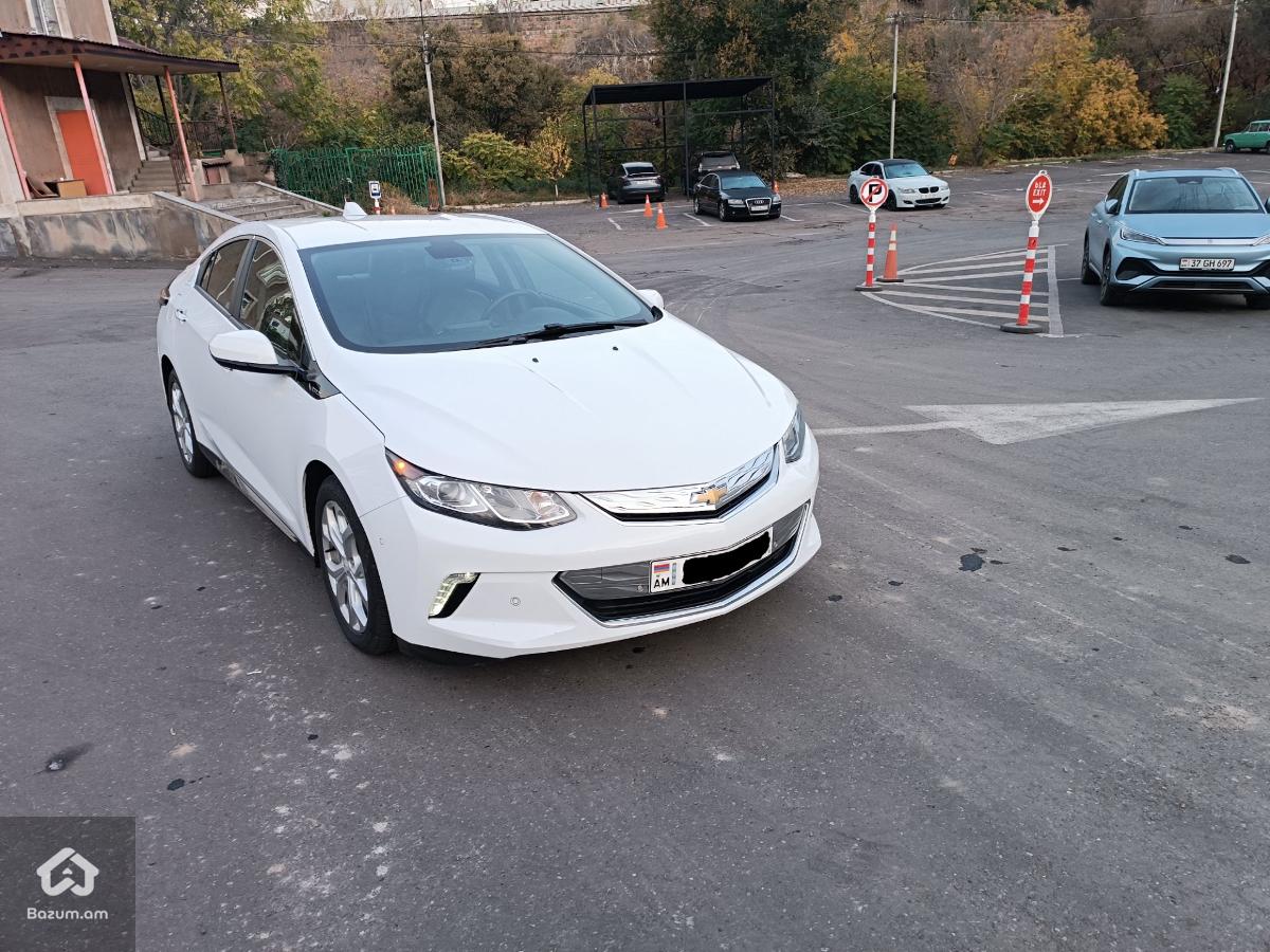 Chevrolet Volt 2 Premier .2017/2016 - image 10