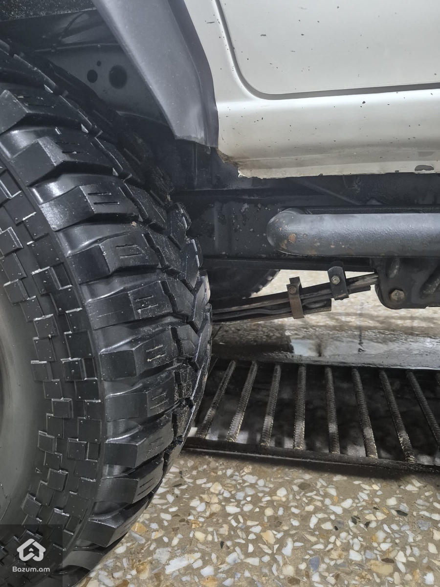 NISSAN XTERRA  - image 10