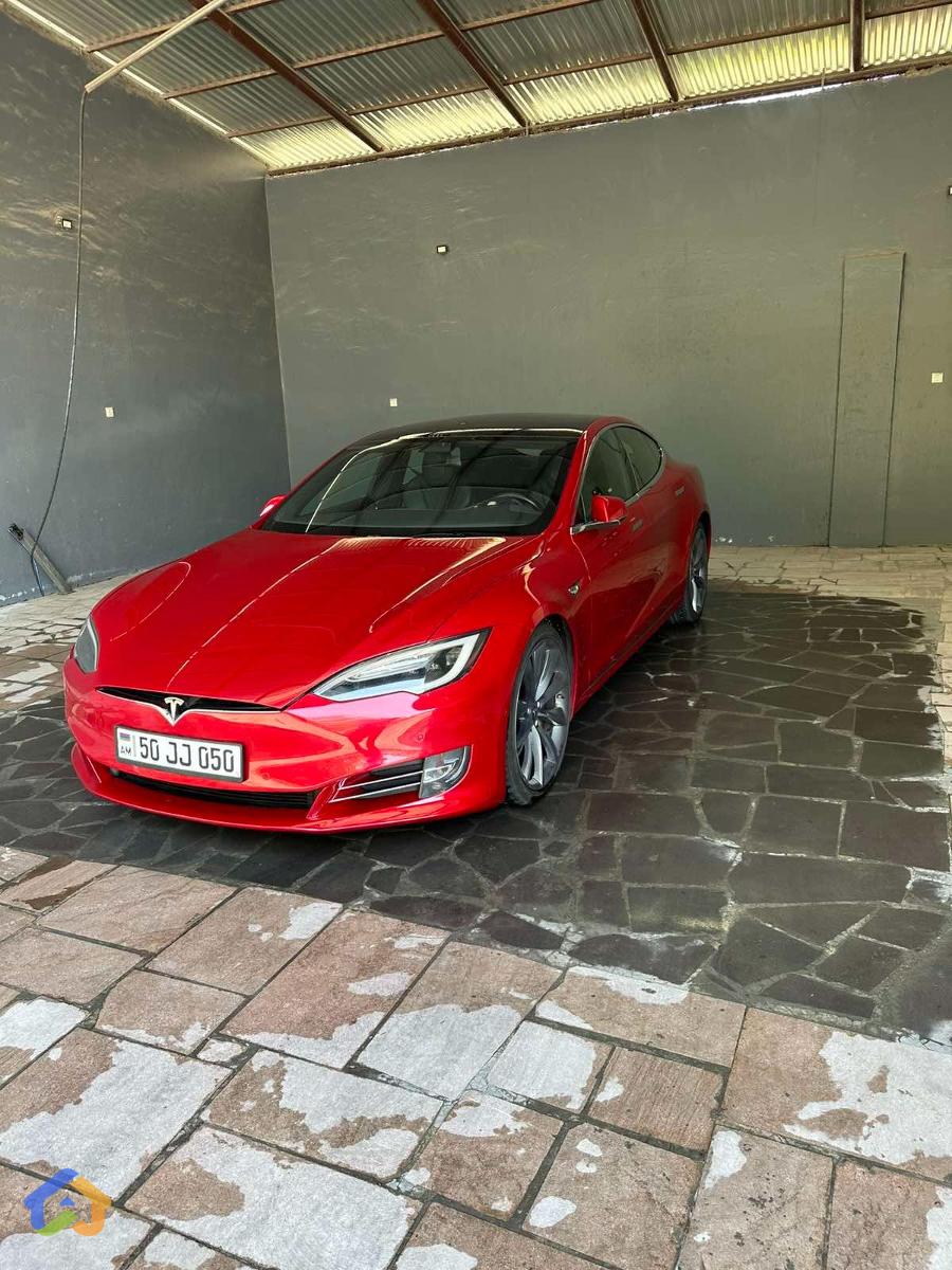 Tesla model S 75D - image 2