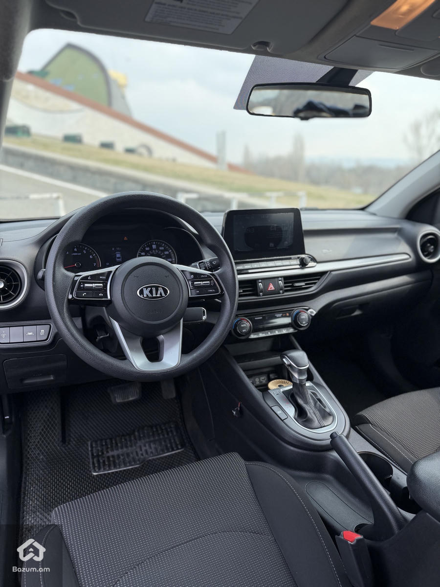 Kia Forte 2018 FE 2.0L - image 19