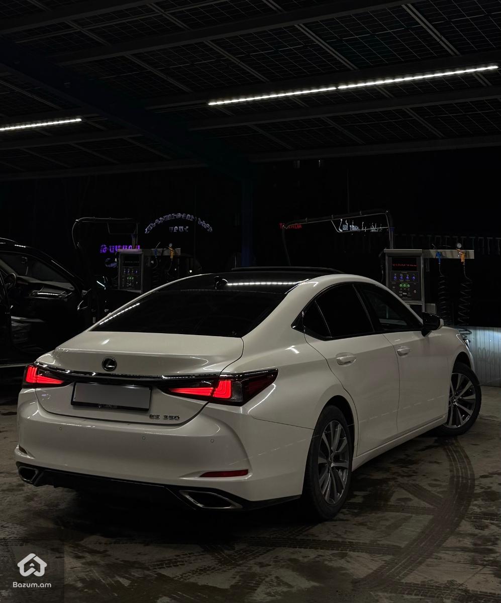 LEXUS ES350 - image 5