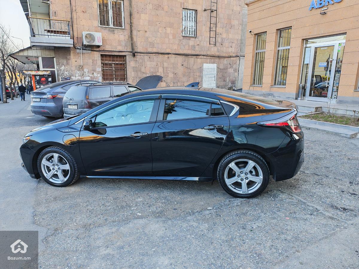 Chevrolet Volt 2 LT - image 7