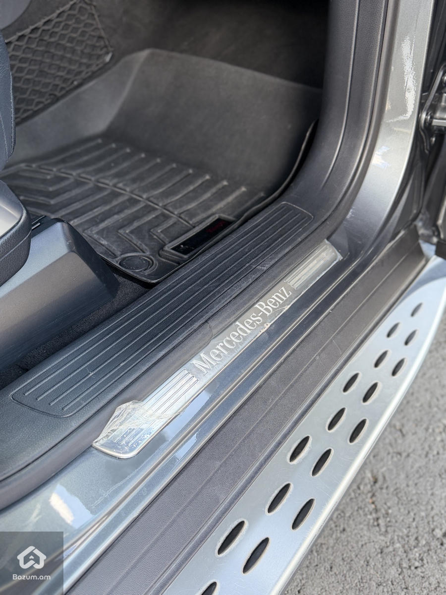 Mercedes-Benz GLS 500 - image 11
