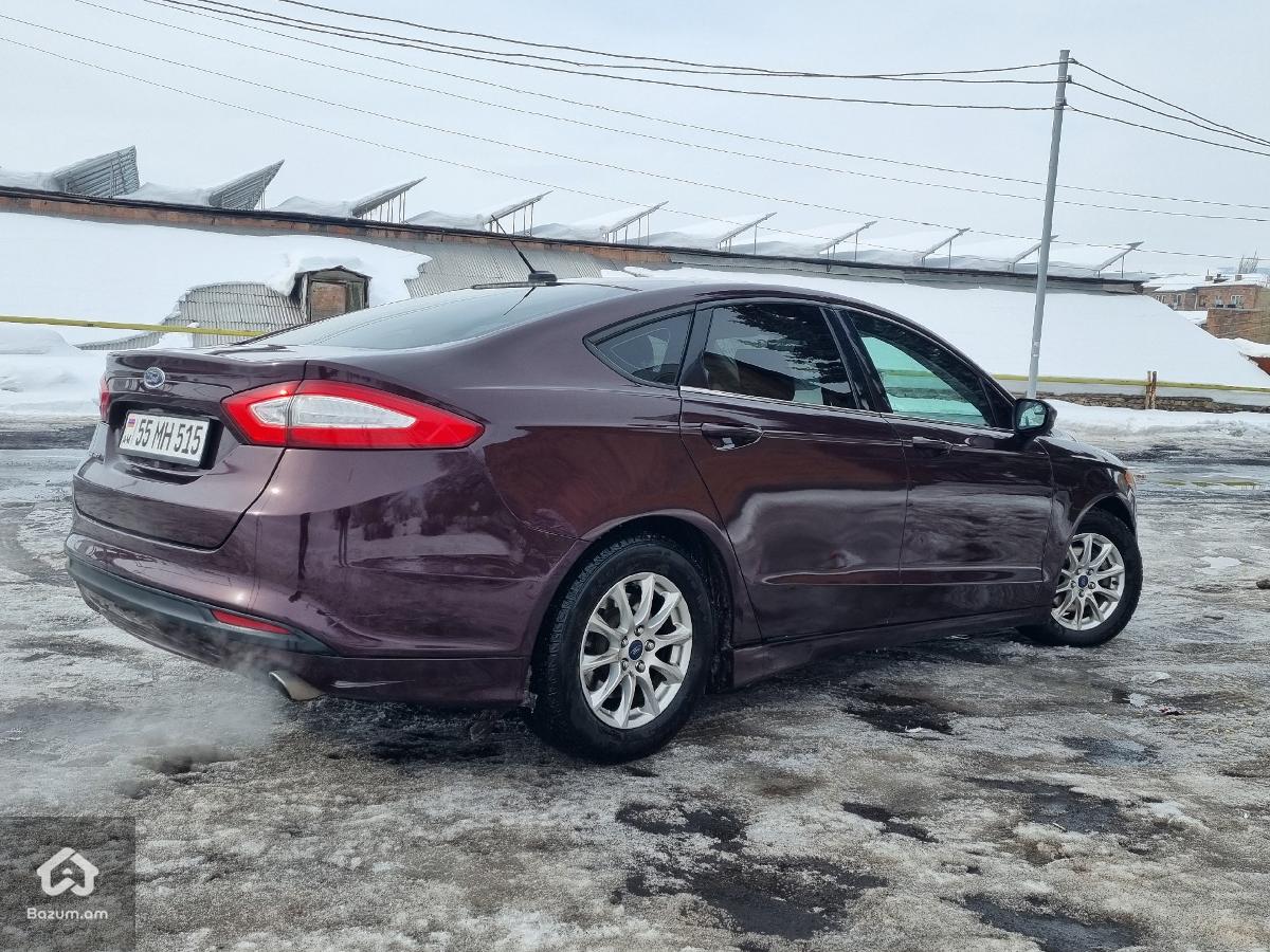 Ford Fusion - image 3