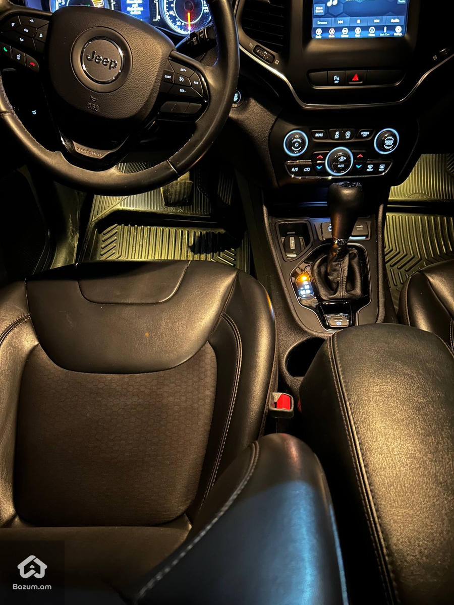 JEEP CHEROKEE 2019/2 2.4L - image 28