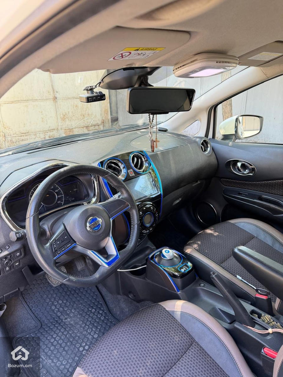 Nissan Note medalist - image 11