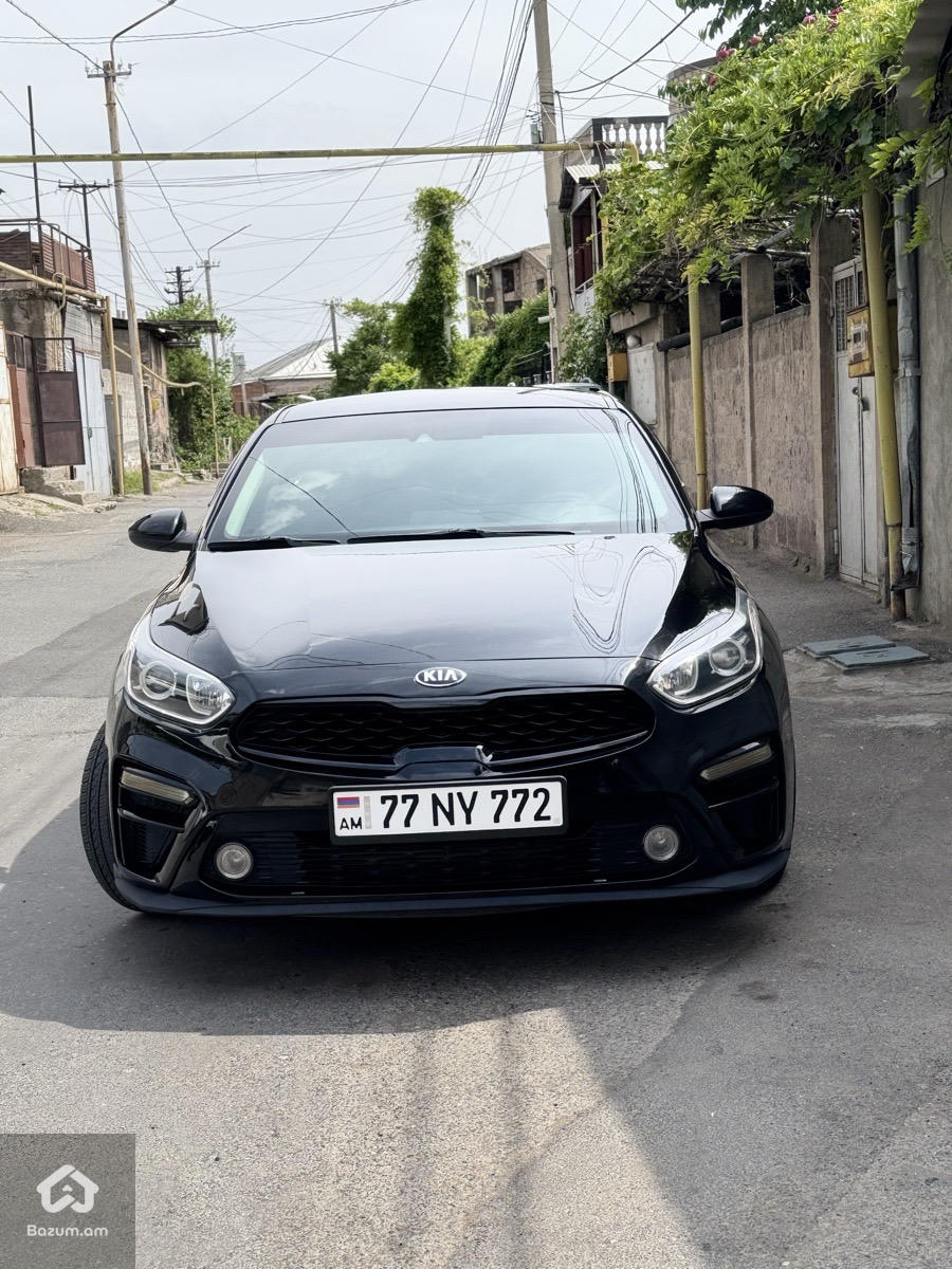 Kia Forte - image 2