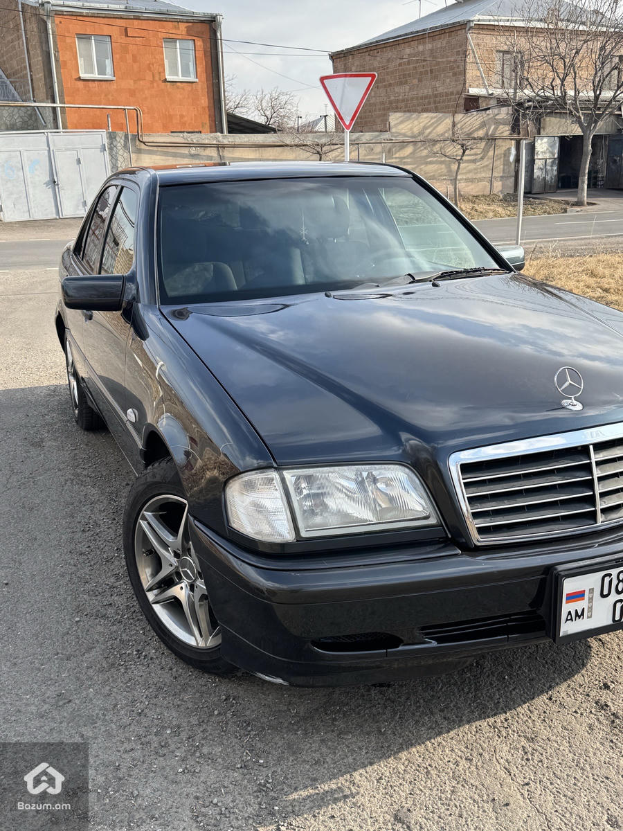 Mercedes Benz C200, Japan, գործարանային Ձախ ղեկ - image 13