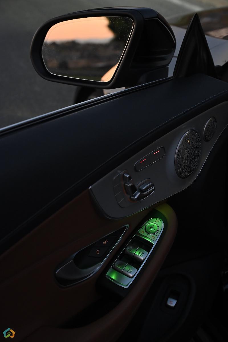 MERCEDES-BENZ C300 Coupe-Cabriolet - image 12