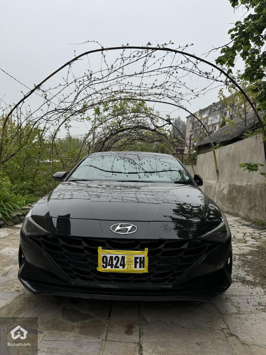 Hyundai Elantra 2023 Sel  - image 19