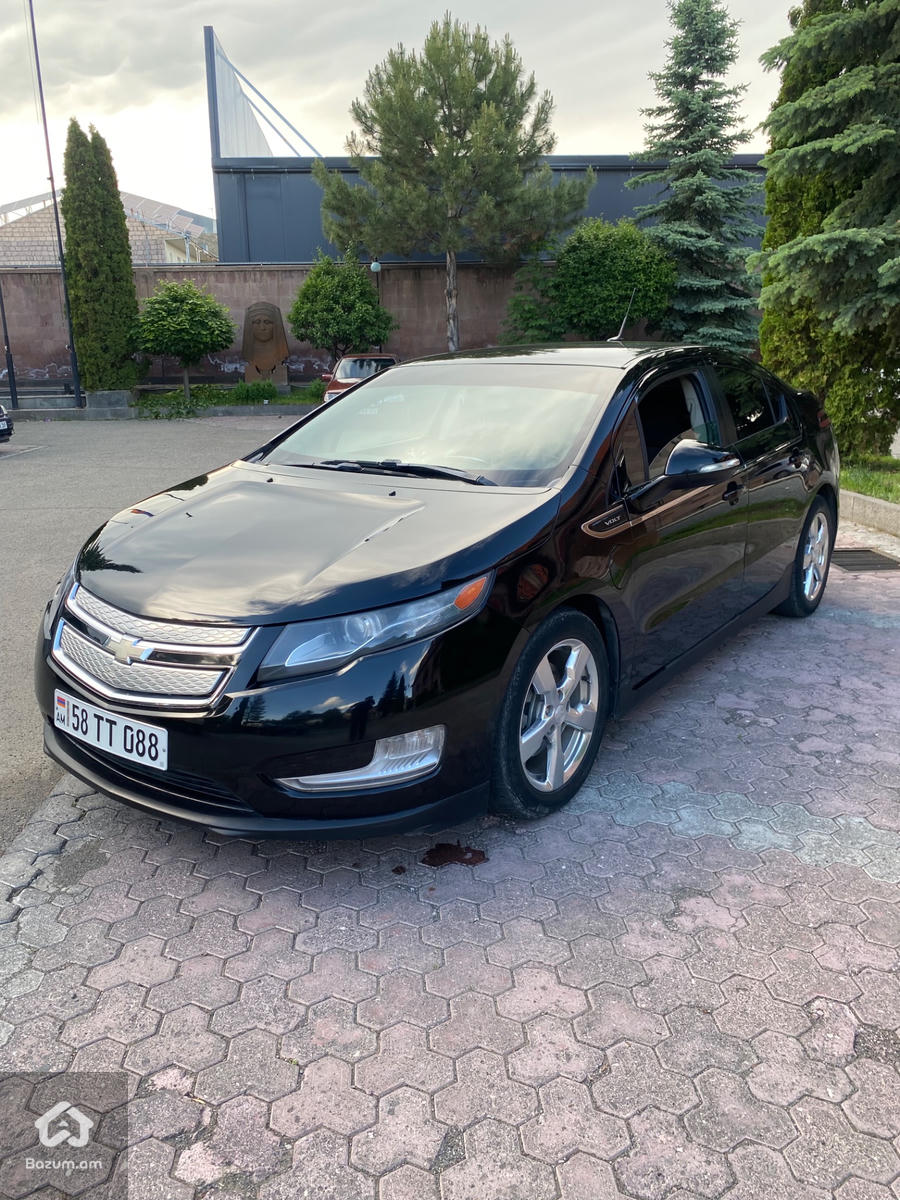 Chevrolet Volt 1 - image 2