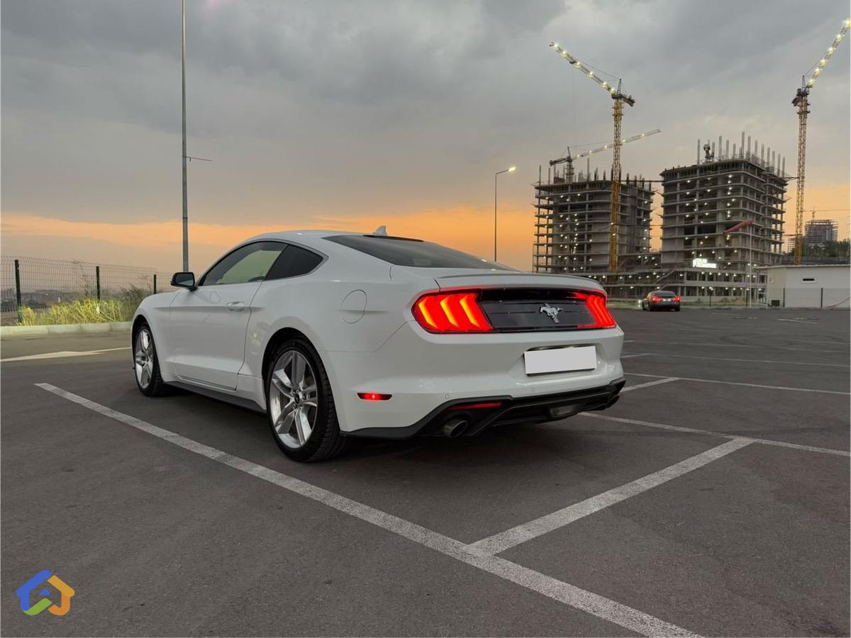 Ford Mustang 2.3l - image 4
